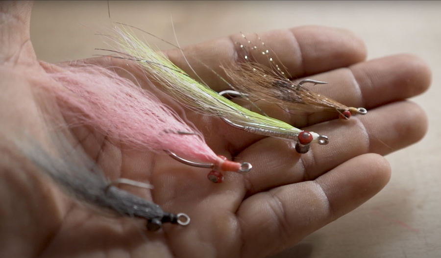 thumbnail image 2 of Henry Fly Fishing Deceiver Flies - Red & White (Pack Of 6) For Bonefish, Trout, Redfish, Bass 2 of 6