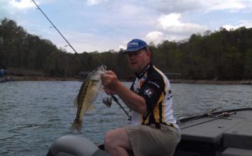 Lake Lanier Fishing Report: Spawning bass are biting well at all depths