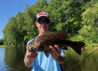 Monona author returns to the familiar waters of his childhood along the Menominee River | Entertainment