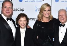 Trisha Yearwood and Garth Brooks Gave the Carters a Special 75th Anniversary Gift
