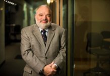 Bob Oakes reflects on his decades hosting WBUR’s ‘Morning Edition’