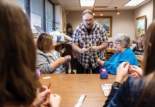 Veteran brings life to dying art of knitting | Local entertainment