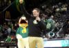 Canzano: Oregon Ducks football coach Dan Lanning setting down roots