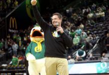 Canzano: Oregon Ducks football coach Dan Lanning setting down roots