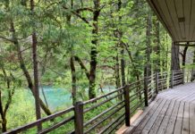 Oregon’s riverside Steamboat Inn on the North Umpqua