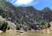 5 Fun Places to Raft in Colorado Right Now