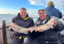 Donington Angling Club received a cheque for more than £2,000 from the Lincolnshire Co-op