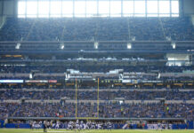 NFL World Wants Prominent Quarterback To Retire