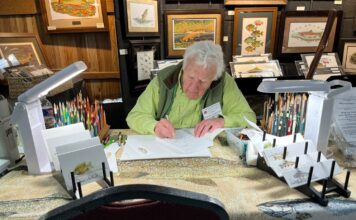 Lovefest to mark 10 years